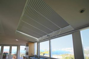 Incline Pleated Blind